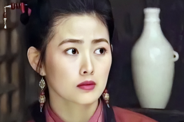 “武松”丁海峰，娶普通妻子相愛30年，兒女雙全惹人羨