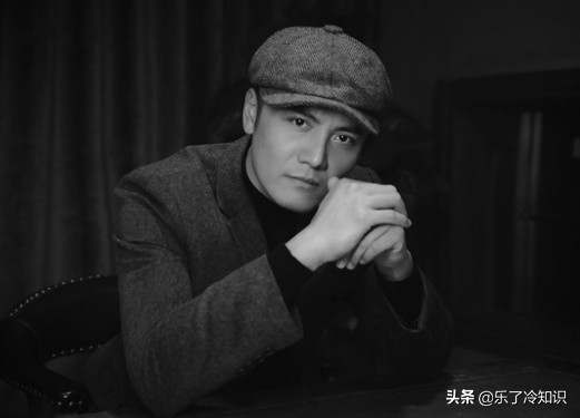 張嘉譯的“親表弟”,合作11部劇後總算紅了,只因長得太兇? 張嘉譯的“親表弟”,合作11部劇後總算紅了,只因長得太兇?