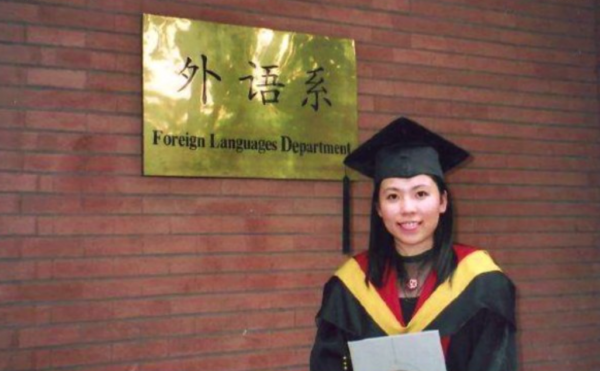 1982年，河南省隊因鄧亞萍的個子矮把她勸退，事後後悔不及