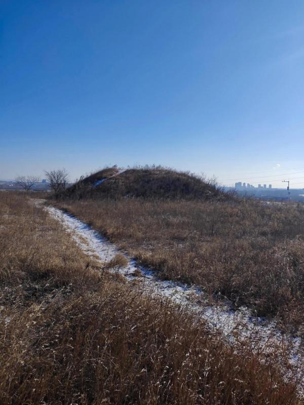 實地探訪即墨區溫泉街道西石橋漢墓群