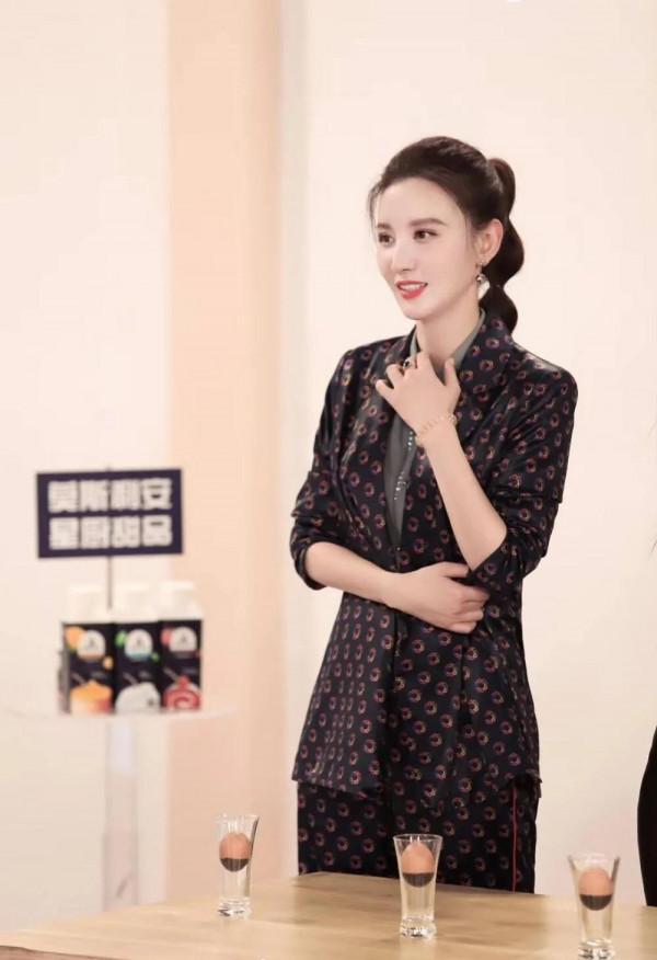 最美老闆娘：張萌