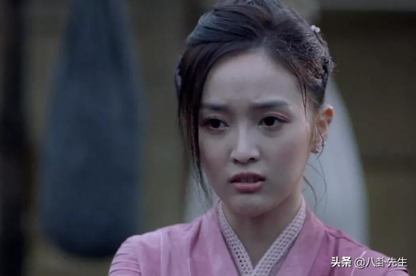 女主竟然不如女配美？李庚希被張天愛豔壓，朱珠氣質碾壓藍盈瑩