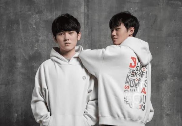 lplS12賽季你更看好誰的陣容? lplS12賽季你更看好誰的陣容?