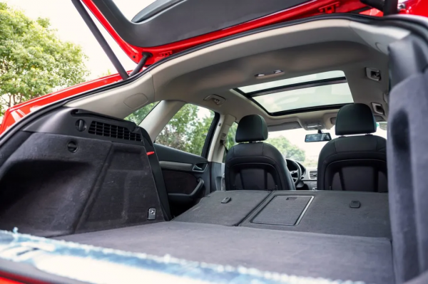 頂配!緊湊級SUV的領跑車型——奧迪Q3 全時四驅運動型 頂配!緊湊級SUV的領跑車型——奧迪Q3 全時四驅運動型