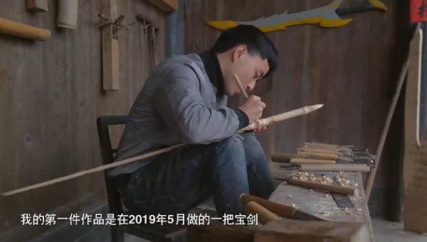 絕了！貴州95後小夥狂攬5000w贊被央視報道！網友：當代魯班