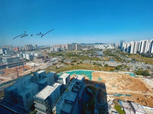 廣州與新加坡合作開發的新城，雖然遠離市中心，房價卻一路飛漲