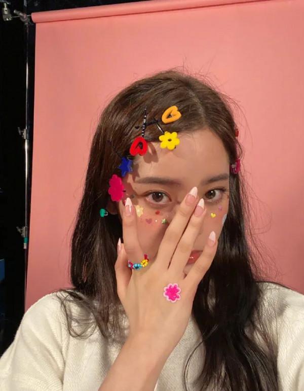 剪短髮後的歐陽娜娜，百變造型又美出圈