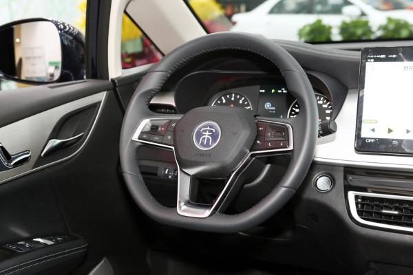 外觀漂亮空間大，經濟實惠還難開壞，6/7座任選，帶你看宋MAX