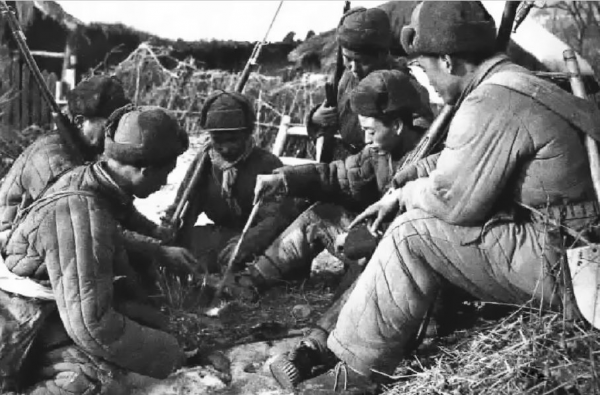 1963年，118師副師長在內蒙找到一流浪漢：知道我找你多久嗎？