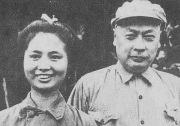 新中國成立後，十大元帥的夫人都擔任什麼工作，1955年有幾人授銜