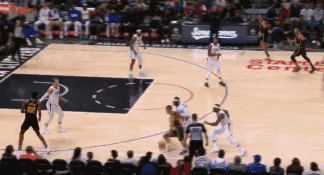 世紀和解!本-華萊士和阿泰同框合影!裁判啊,你去惹庫裡幹嘛 世紀和解!本-華萊士和阿泰同框合影!裁判啊,你去惹庫裡幹嘛