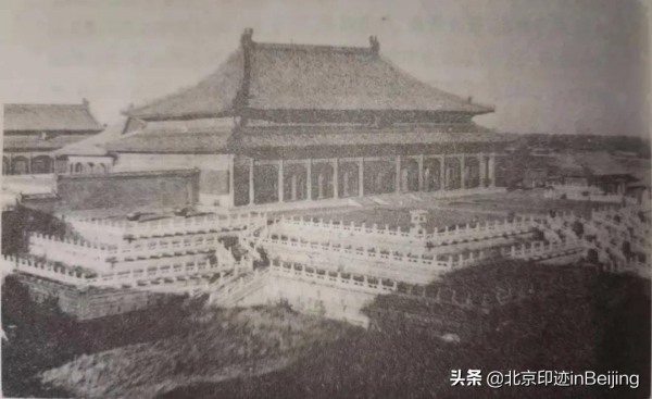 循著梁思成的手繪圖稿，到北京古蹟裡尋幽訪勝