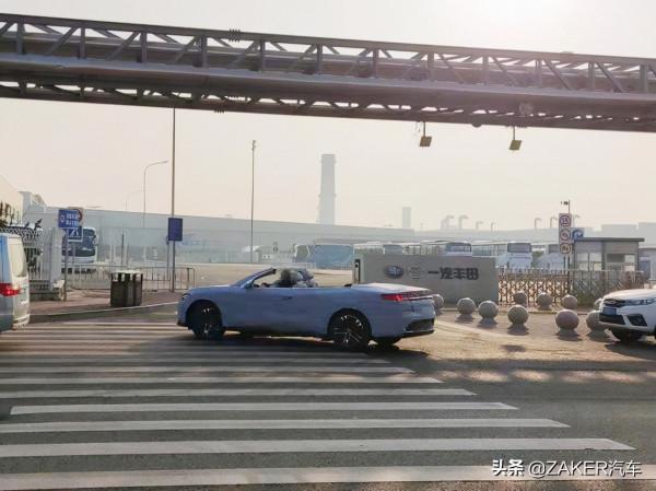 比亞迪漢EV要有敞篷版了？新車諜照曝光