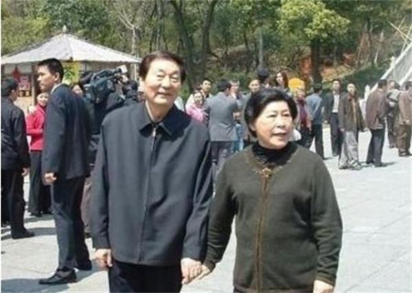 18年前，朱鎔基離任講話，對中國的未來表達了幾點“擔心”