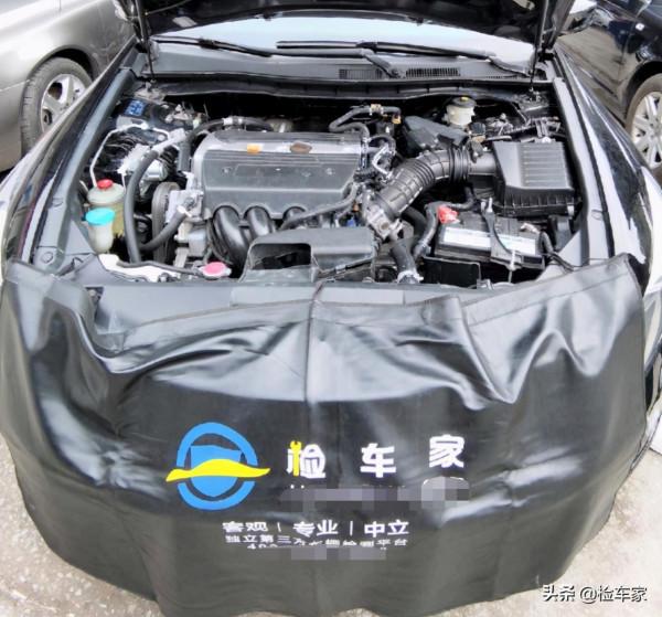 08年的八代雅閣報價5萬,掀開後備箱奇臭難聞,買主砍價2萬被拒 08年的八代雅閣報價5萬,掀開後備箱奇臭難聞,買主砍價2萬被拒