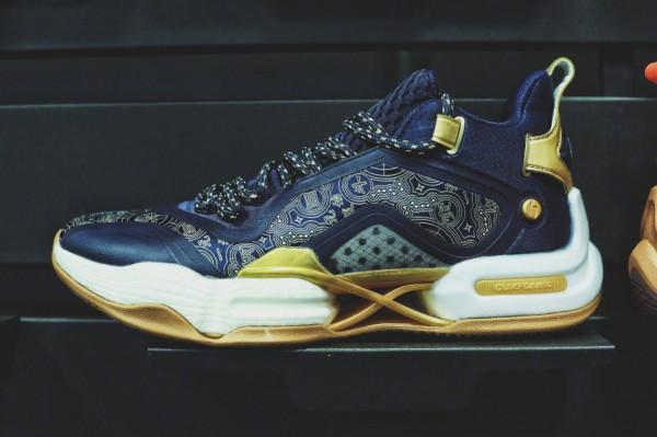 開始玩中底結構了!AG2新版本+安踏神秘籃球鞋曝光,設計太有趣了 開始玩中底結構了!AG2新版本+安踏神秘籃球鞋曝光,設計太有趣了