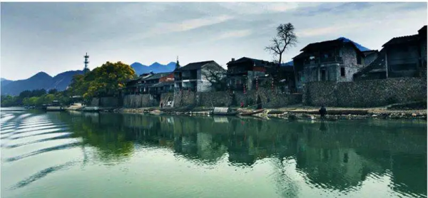 11月去哪裡賞秋?6個人少景美的旅行地,正是你要出發的方向 11月去哪裡賞秋?6個人少景美的旅行地,正是你要出發的方向