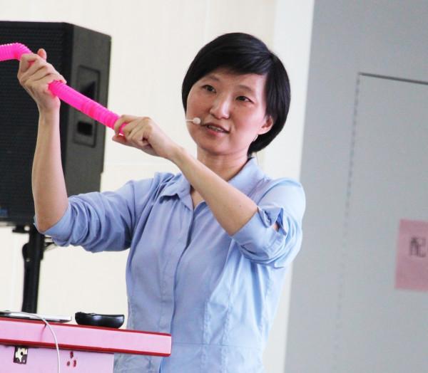 神童莊小威,15歲被中科大錄取,留學深造加入美國國籍,現狀如何 神童莊小威,15歲被中科大錄取,留學深造加入美國國籍,現狀如何