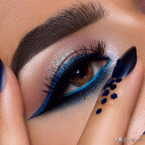 聖誕節和新年，我們會待在家裡，但我們會很時髦