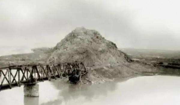 中國製造多牛?這座橋美軍投下1萬噸彈藥都沒炸燬,自損百架戰機 中國製造多牛?這座橋美軍投下1萬噸彈藥都沒炸燬,自損百架戰機