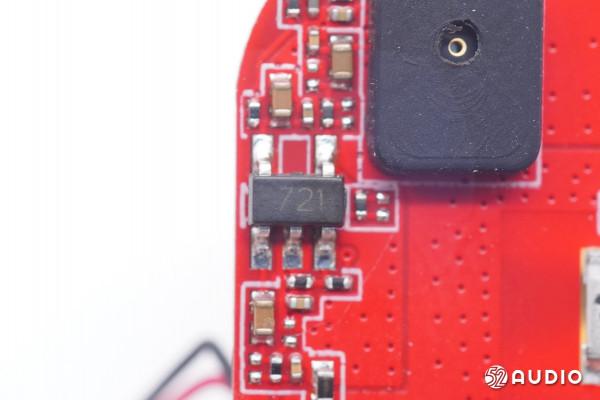 一拖二無線領夾麥克風M9拆解報告,即插即用、雙人錄製 一拖二無線領夾麥克風M9拆解報告,即插即用、雙人錄製