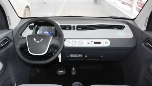 四大轎車“年度銷冠”鎖定：凱美瑞或取代雅閣，寶馬5系稱王！