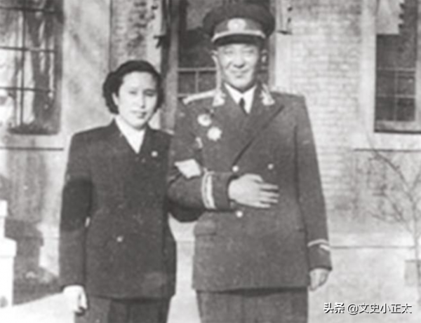 開國大將的傳奇夫人：99歲高齡依舊健在，8個子女皆為棟樑