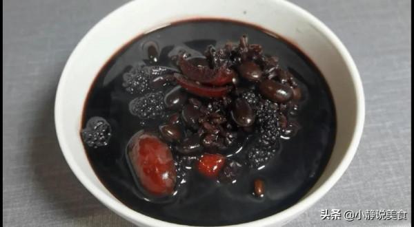 90歲爺爺常年用黑豆這樣吃，沒想到好處這麼多，身體越來越硬朗