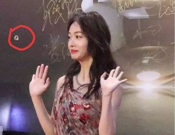 有人一頓吃十粒米,有人只吃西紅柿,這8位女星堪稱“減肥狂魔” 有人一頓吃十粒米,有人只吃西紅柿,這8位女星堪稱“減肥狂魔”