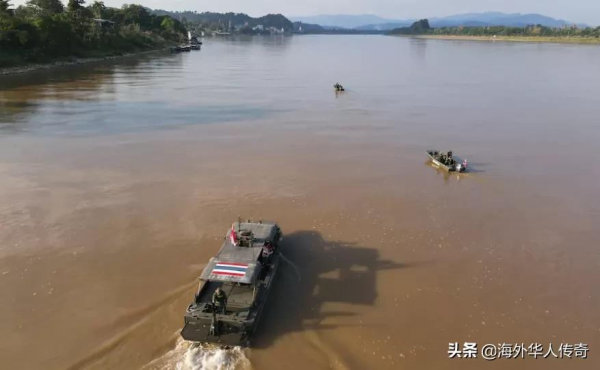 凌晨 4 點的金三角