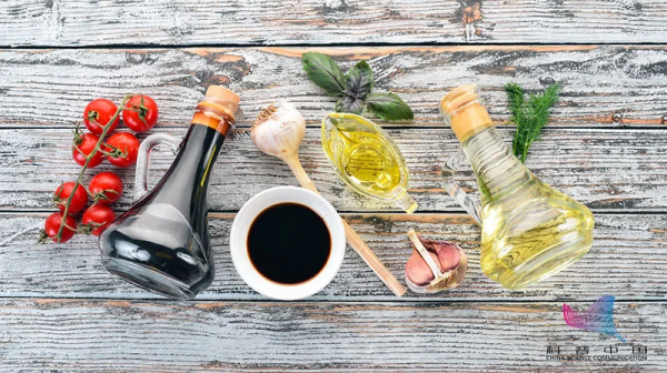 甲亢、甲減患者如何食用鹽？竹鹽、海鹽、強化鹽有啥區別？看完就懂了！