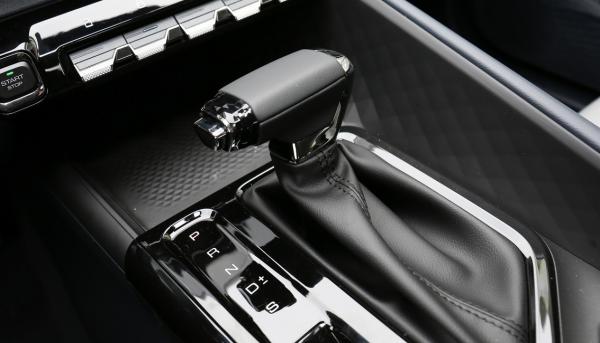 RC-5尊享型,提速8.8秒,配主動剎車能自動駕駛,10萬出頭可開走 RC-5尊享型,提速8.8秒,配主動剎車能自動駕駛,10萬出頭可開走