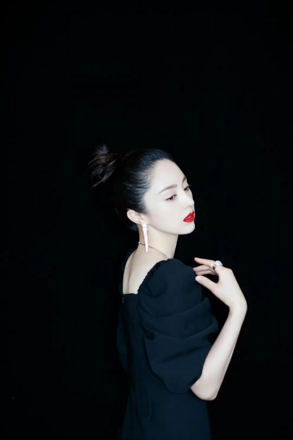 雪花女神龍董璇，兒時的美好回憶