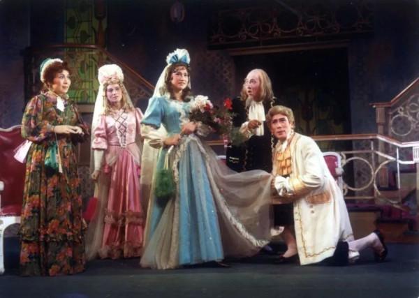 是“莎劇王子”，也是“最經典康熙”，焦晃60年深耕戲劇舞臺拿下“終身成就”