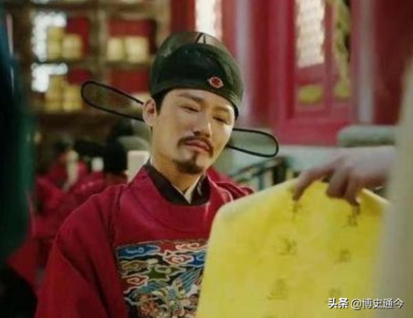 解縉:朱元璋晾他8年,朱棣棄他8年,蹉跎半生,卻給中華留下瑰寶 解縉:朱元璋晾他8年,朱棣棄他8年,蹉跎半生,卻給中華留下瑰寶