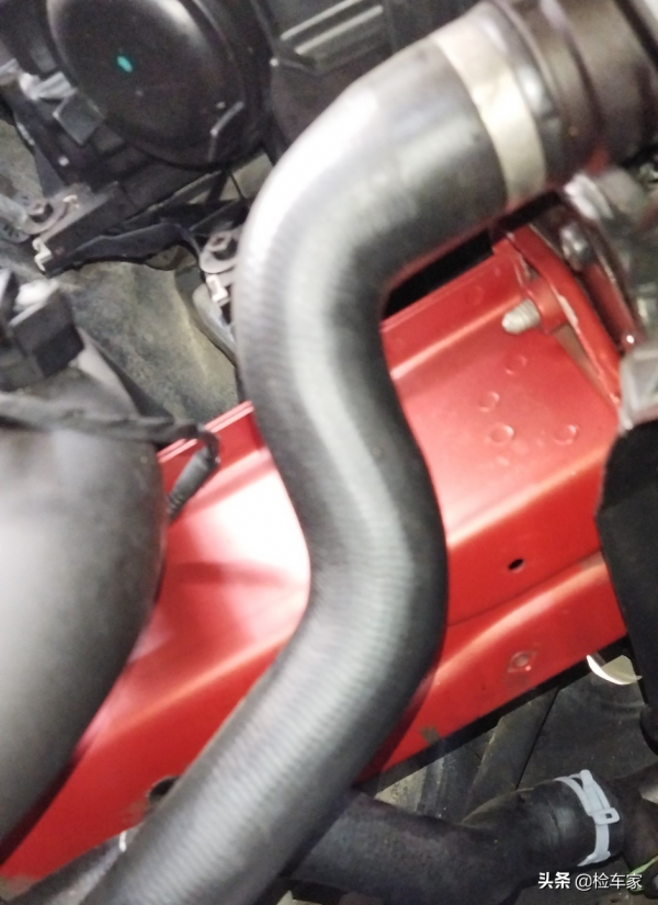 才開三萬公里就跌價30萬,低價買這臺六年的奧迪A4香不香? 才開三萬公里就跌價30萬,低價買這臺六年的奧迪A4香不香?