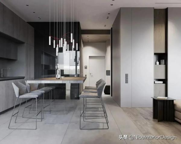 134平米，灰色襯寶藍色，真的很特別