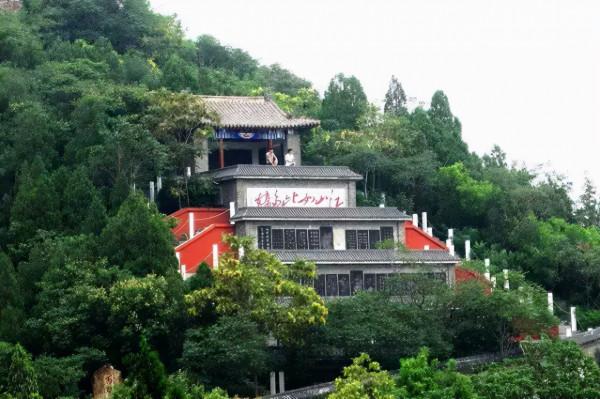 這個太行山餘脈進入京城的最後一道山樑，雪後有意想不到的美