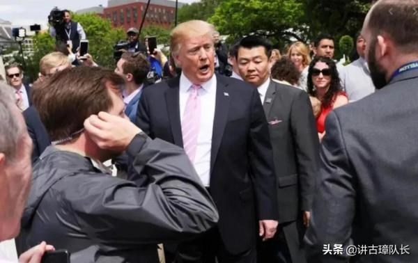 美國總統的保鏢有多難當？早上陪跑步，關鍵時刻擋子彈，年薪百萬