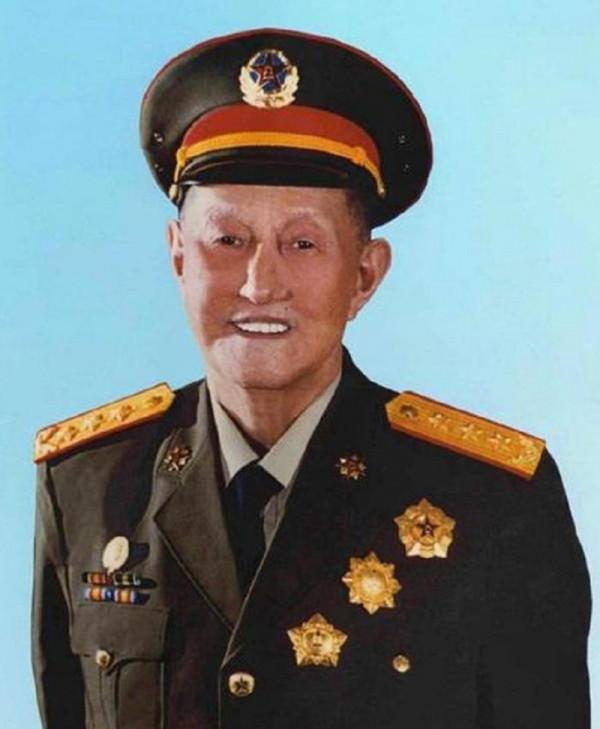 洪學智卸任總後勤部政委後,接替他職務的人是誰? 洪學智卸任總後勤部政委後,接替他職務的人是誰?