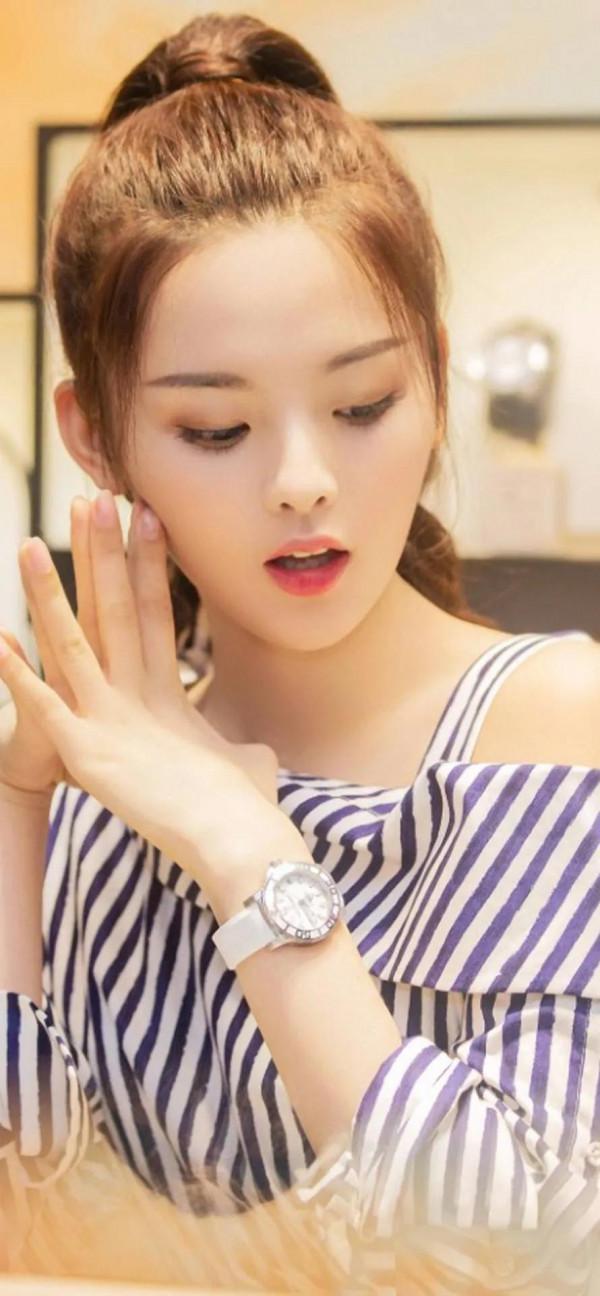 楊超越和譚松韻，誰更美