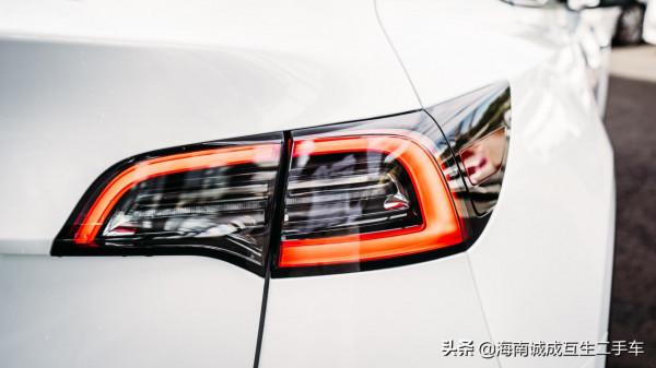 別說不告訴你？真香警告再度來襲！手慢要拍大腿「特斯拉Model Y 」