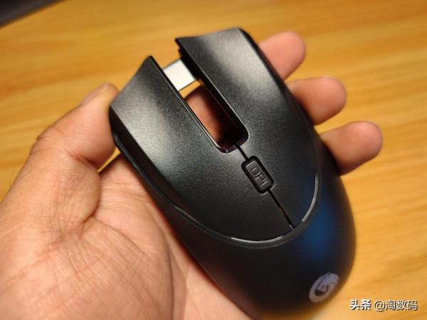 消費降級：￥5塊9雷蛇+羅技混血方案，廉價國產滑鼠開箱拆解曬單