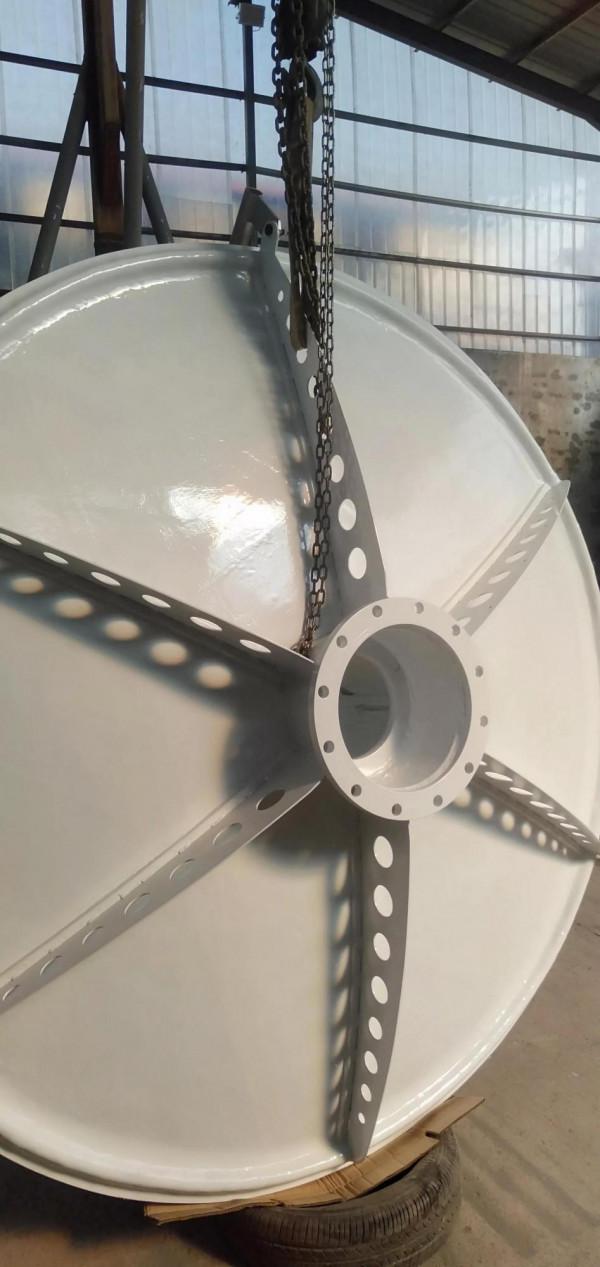 聚焦比8000拋物面反光板研製成功 聚焦比8000拋物面反光板研製成功