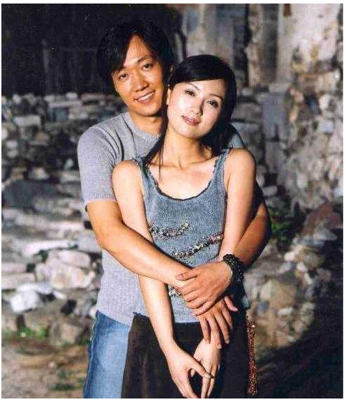 朱媛媛：32歲嫁13年初戀，47歲還是娛樂圈的一股清流