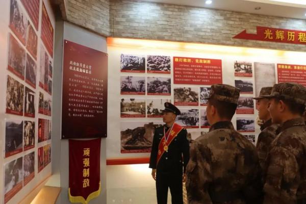 新兵下連&vert;當新兵遇上標兵，會摩擦出什麼樣的火花？