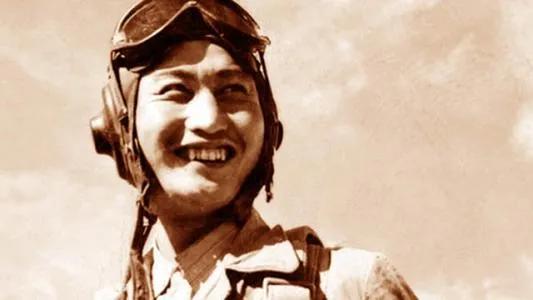 北空司令員劉玉堤在飯店遭遇流氓讓其讓座，將軍說：你有資格嗎？