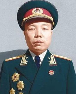 1979年一老漢來到蘭州軍區,肖華上將見後淚流滿面:你怎麼才來啊 1979年一老漢來到蘭州軍區,肖華上將見後淚流滿面:你怎麼才來啊