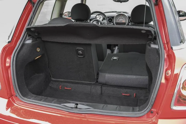 二手MINI ONE：更適合代步的MINI，好看好開價實惠