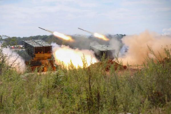 滿屏火力!滇西鐵騎威震沙場 滿屏火力!滇西鐵騎威震沙場